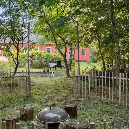 4 Bedroom Gorgeous In Sjaellands Odde Holiday home Yderby