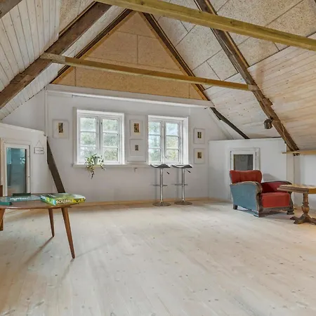 Holiday home 4 Bedroom Gorgeous In Sjaellands Odde